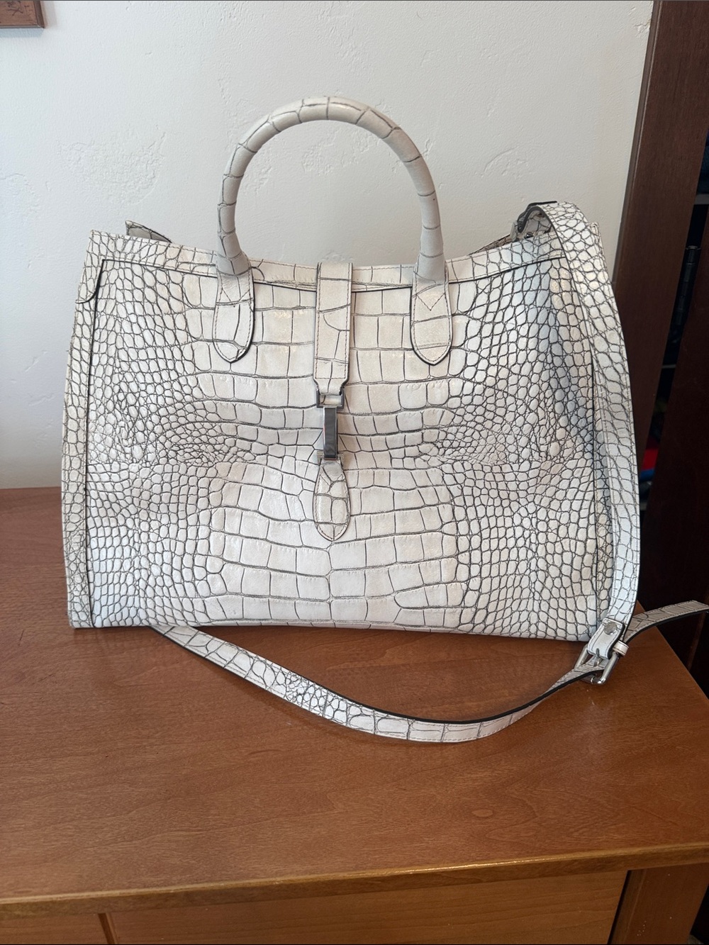 Croc-Embossed Cream Tote with Detachable Shoulder Strap